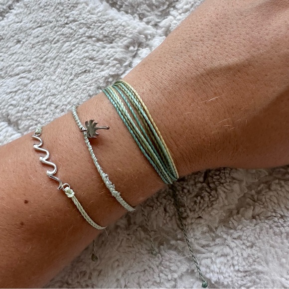 Pura Vida | 3 Pack Palm, Wave, Shoreline Bracelet Set | One Size - Picture 3 of 5